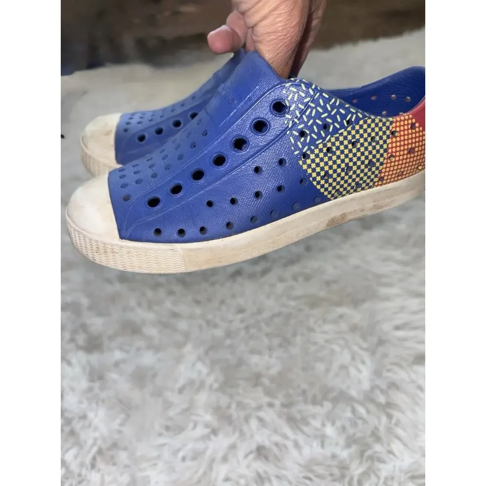 Native Kids Sz. 11 Blue Design Classic Rubber Slip On Sneaker. Cute, Comf